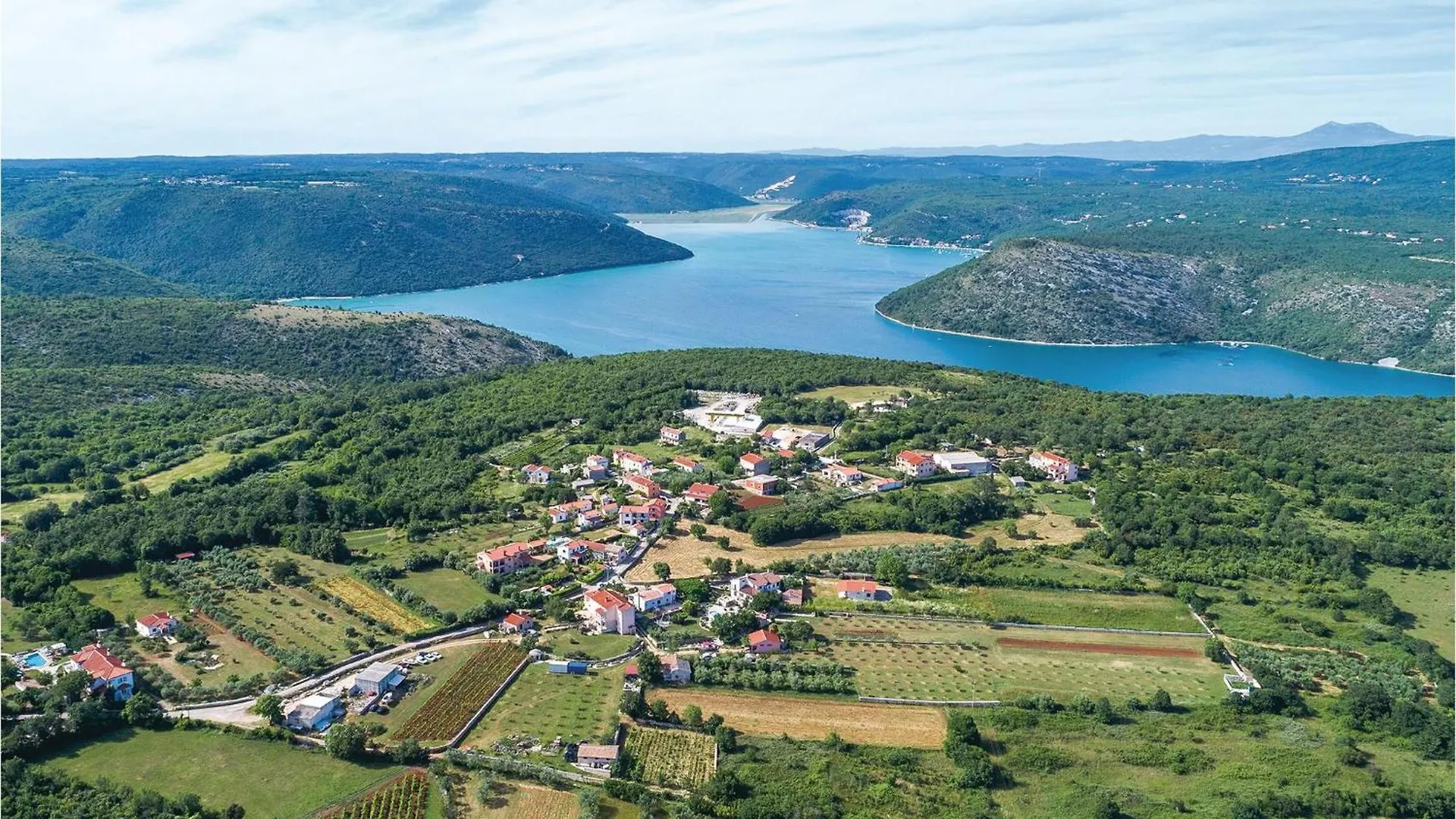 Amazing Home In Krnica Сasa de vacaciones
